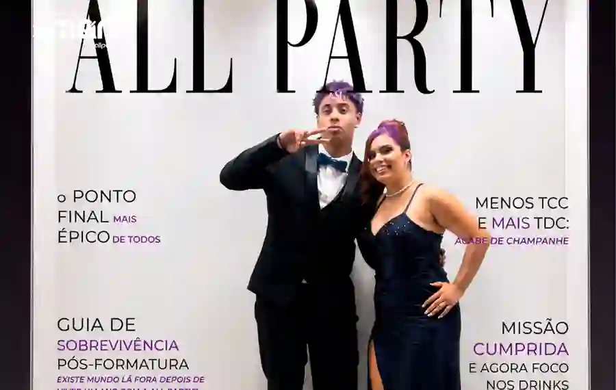 Formandos vivendo um momento real de formatura pela Formatura Smart