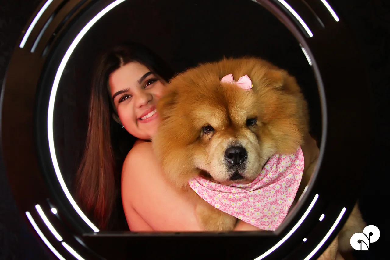 Formando com o pet de estimação no Dia da Família